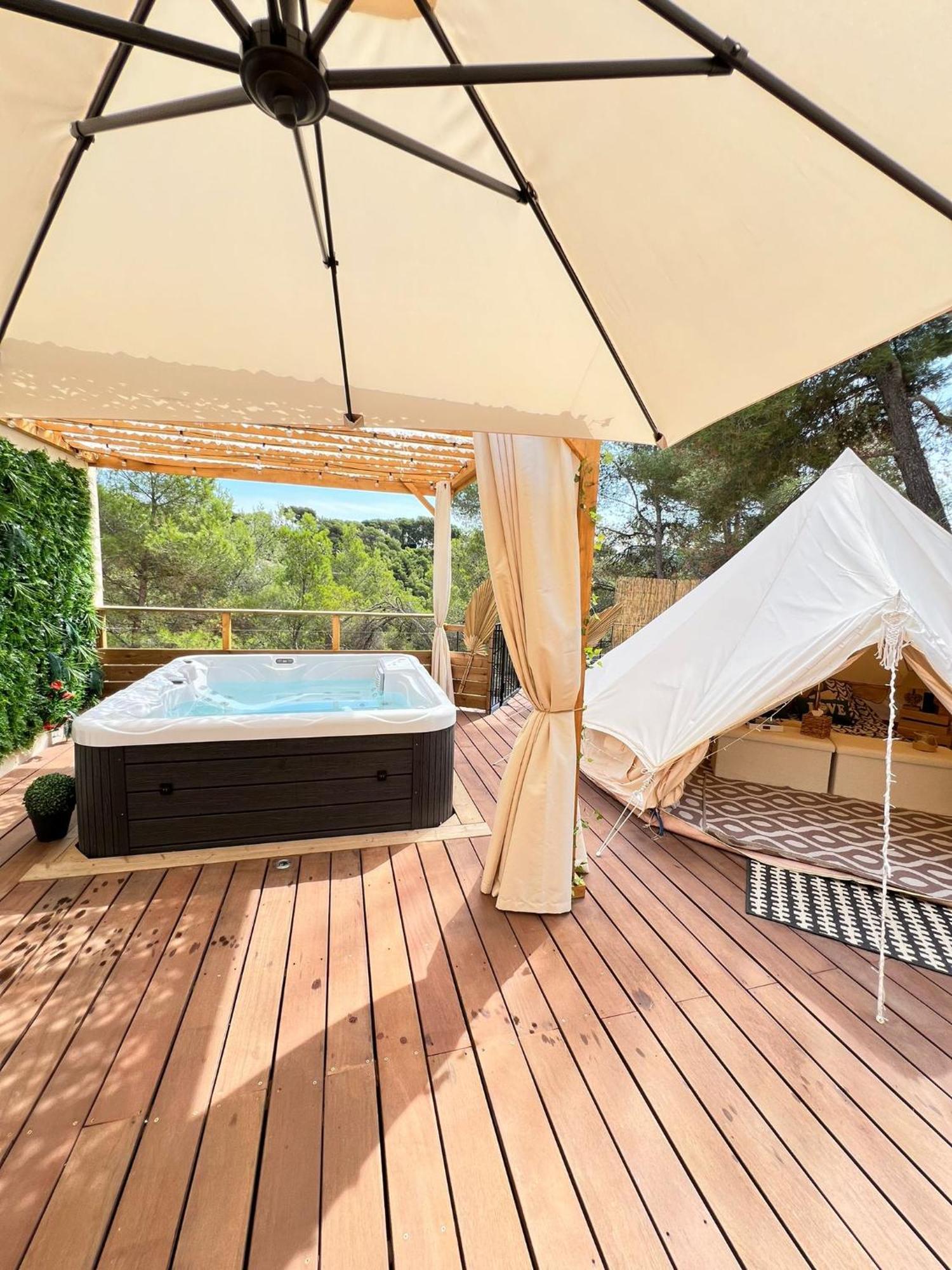 Love Room Tente Lodge Spa Mfg Chez C&C, Exclusivement Reservee Aux Adultes Cantaron Екстер'єр фото